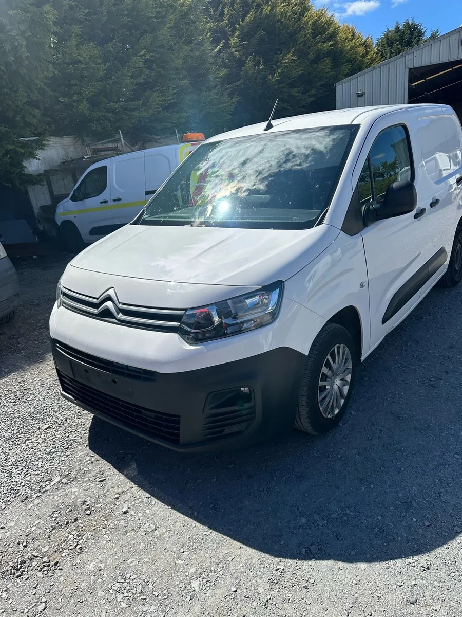 2020 Citroen berlingo for breaking 1.5 - Image 2