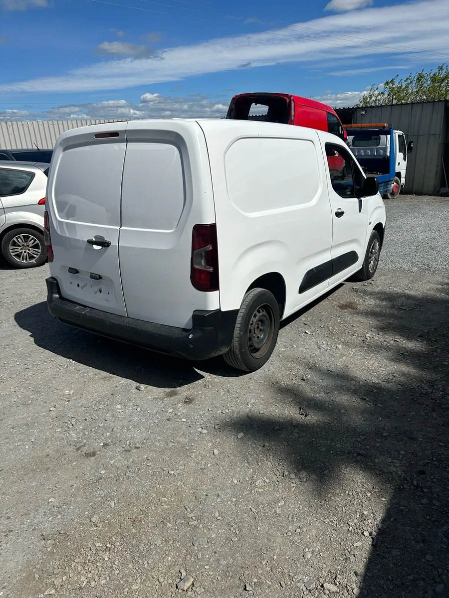 2020 Citroen berlingo for breaking 1.5 - Image 4