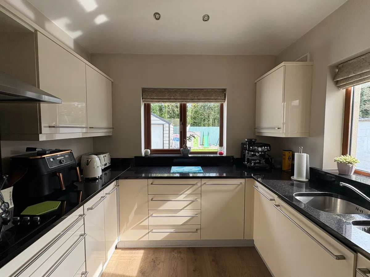 Kitchen units - Image 4