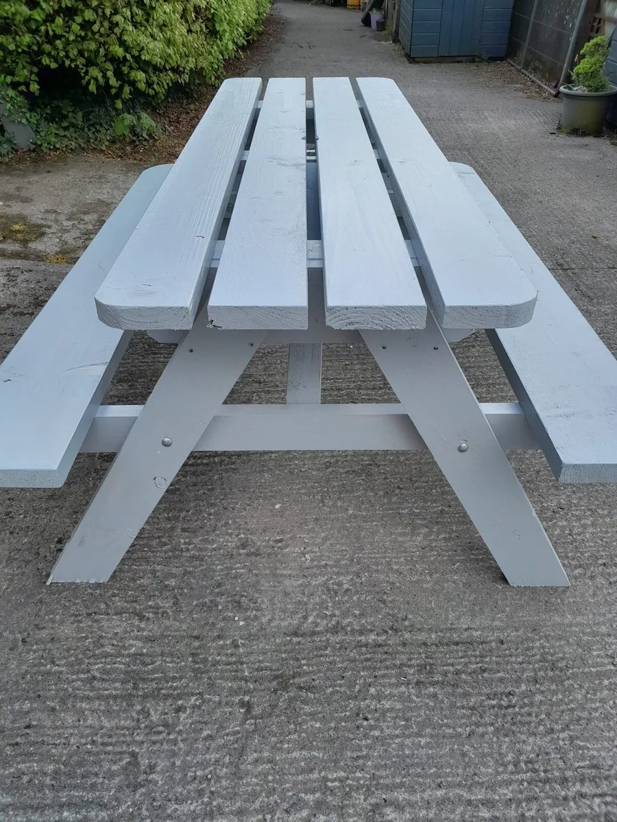 Picnic benches - Image 2