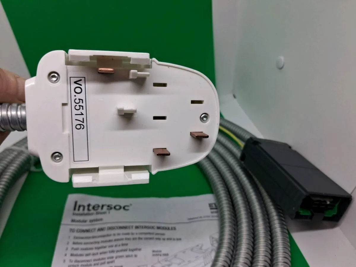 Postage - Electrak IAB312A 32Amp Feed Module 5mtr - Image 2