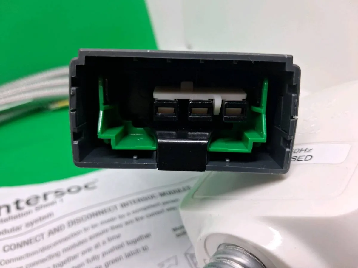 Postage - Electrak IAB312A 32Amp Feed Module 5mtr - Image 3