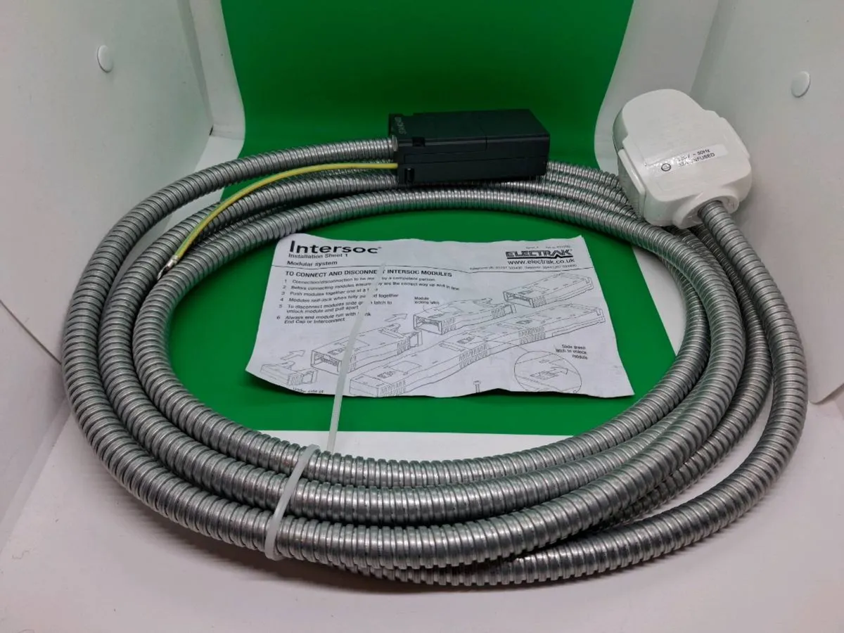 Postage - Electrak IAB312A 32Amp Feed Module 5mtr - Image 1