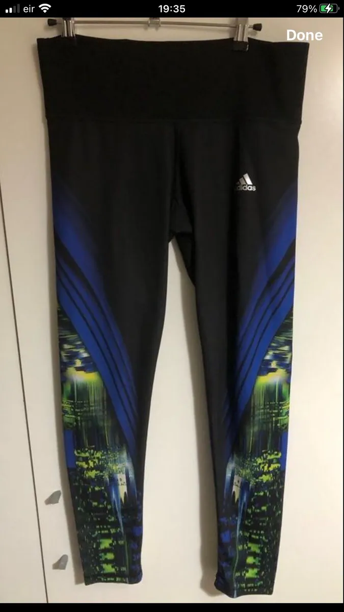 Ladies new adidas leggings size M €15 - Image 1