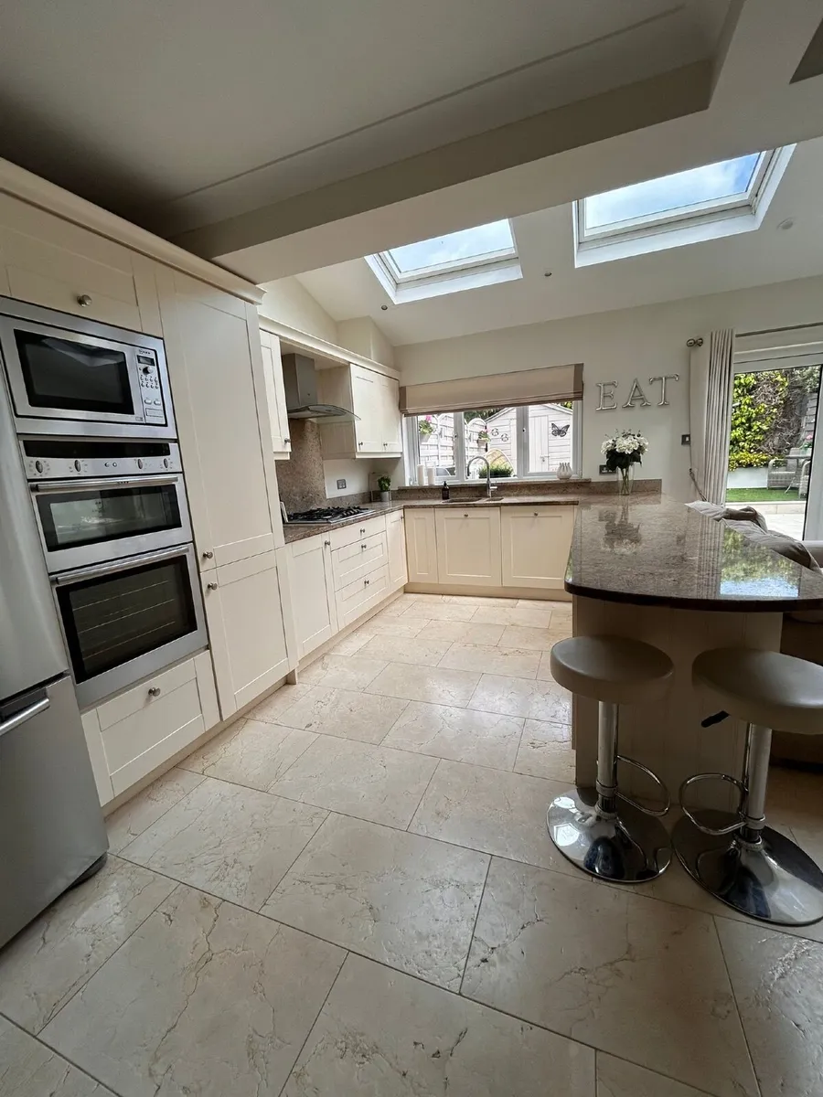 Kitchen - Image 3