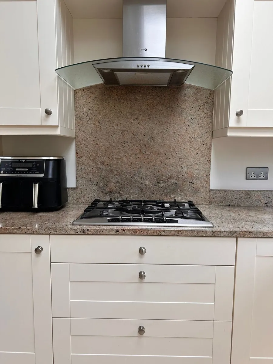 Kitchen - Image 4