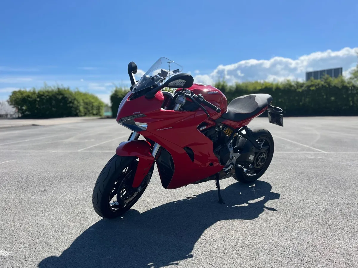 2017 Ducati SuperSport 937 - Image 3