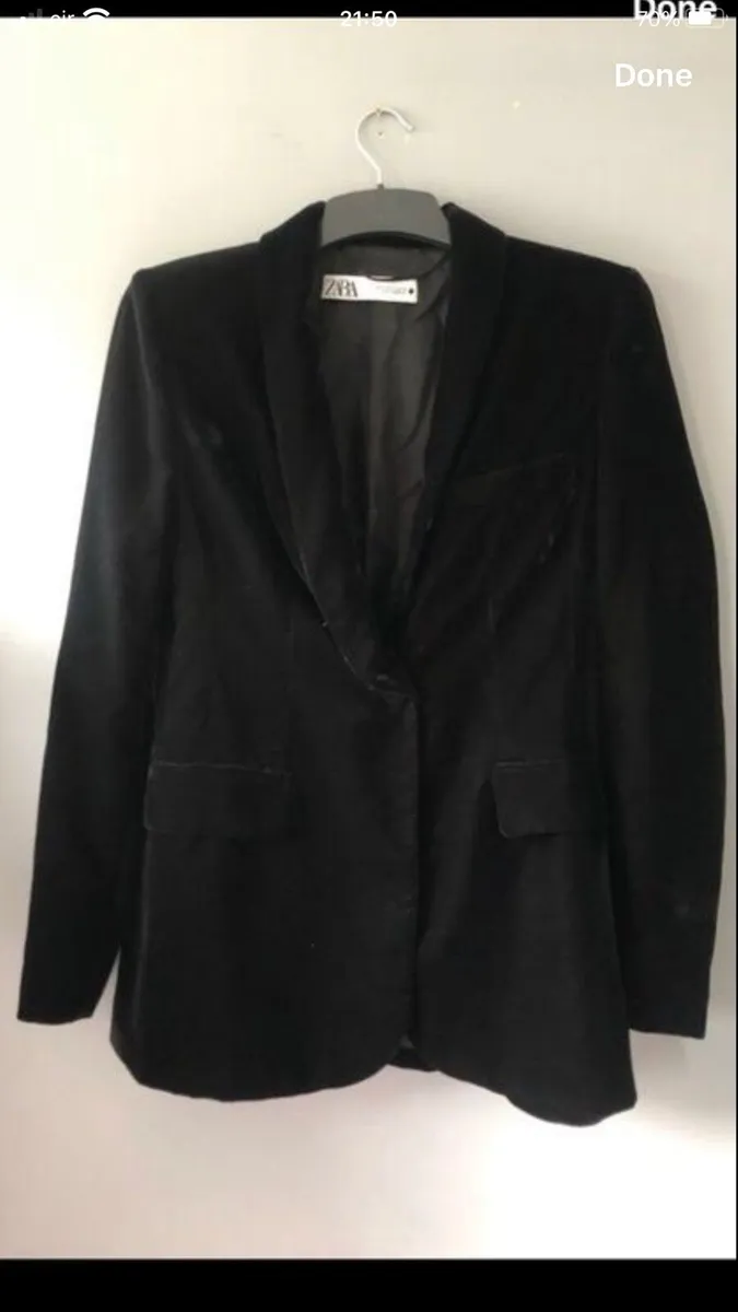 Ladies black Zara blazer size S €10 - Image 1
