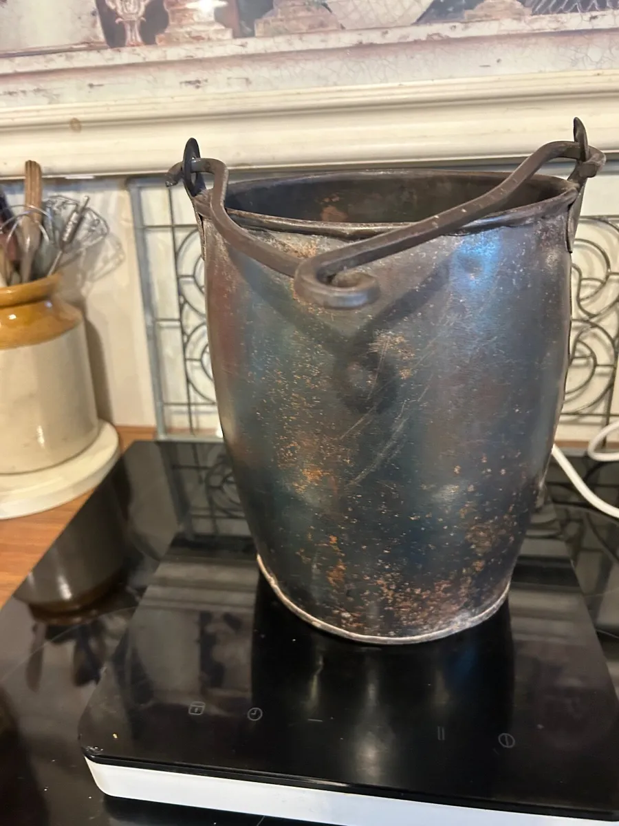 Hand made, vintage fire bucket. - Image 1