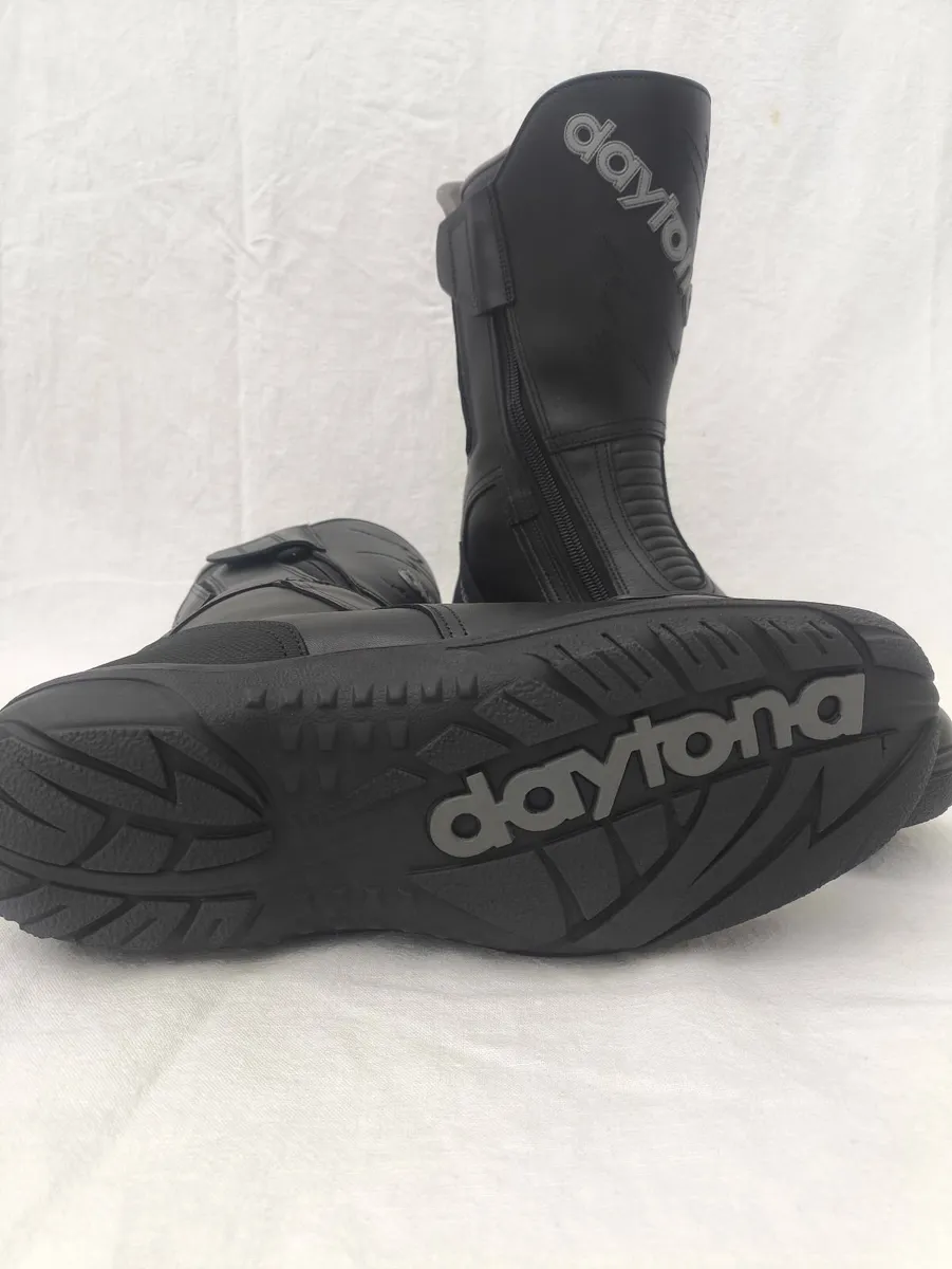 Daytona Road Star GTX Boots - Brand New In Box - Image 3
