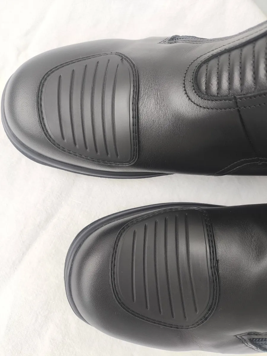 Daytona Road Star GTX Boots - Brand New In Box - Image 4