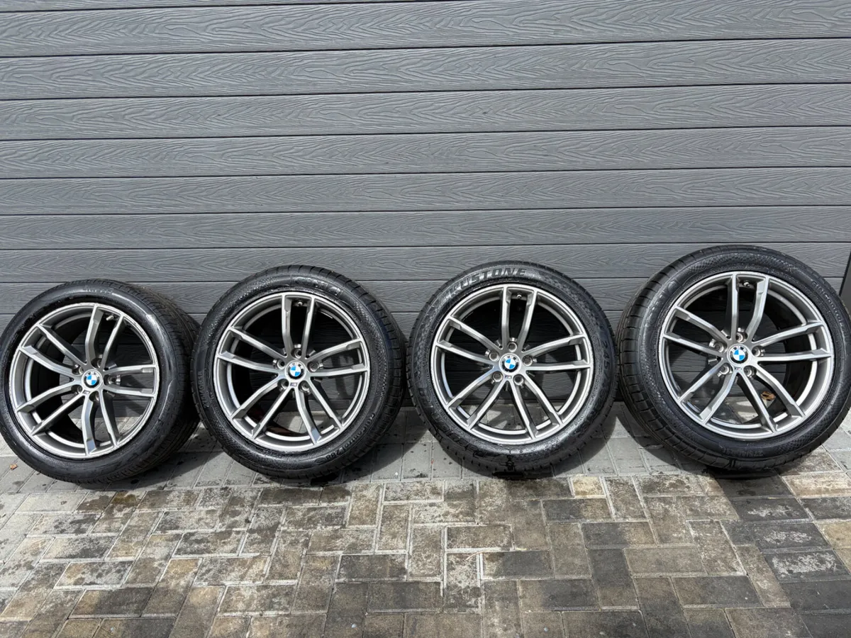 18” GENUINE BMW G20,G30 ALLOY WHEELS & TYRES - Image 2