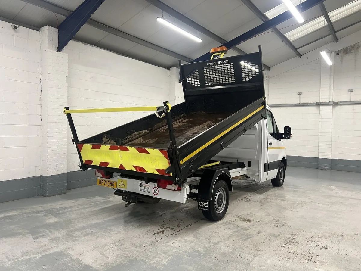 2021 Mercedes-Benz Sprinter Tipper Van - Image 3