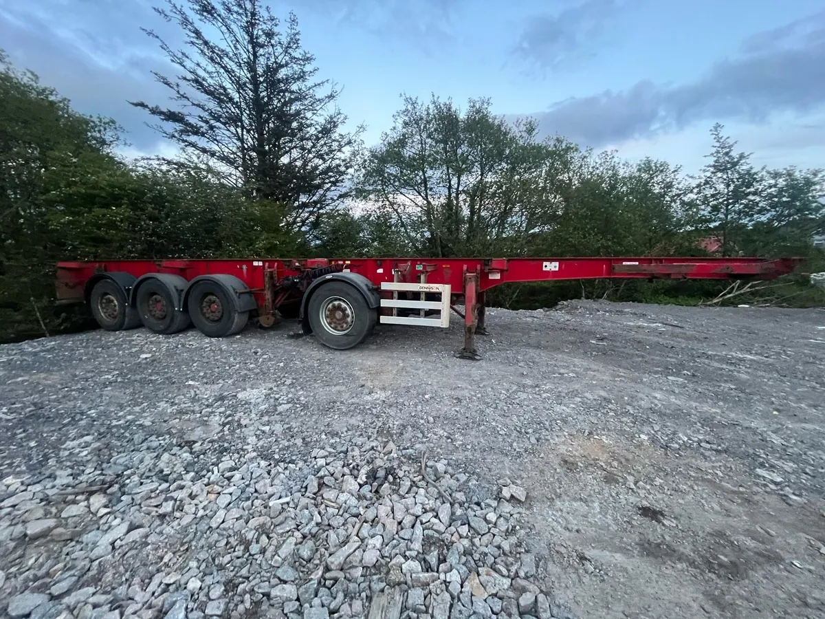 Dennison skeleton trailer - Image 1