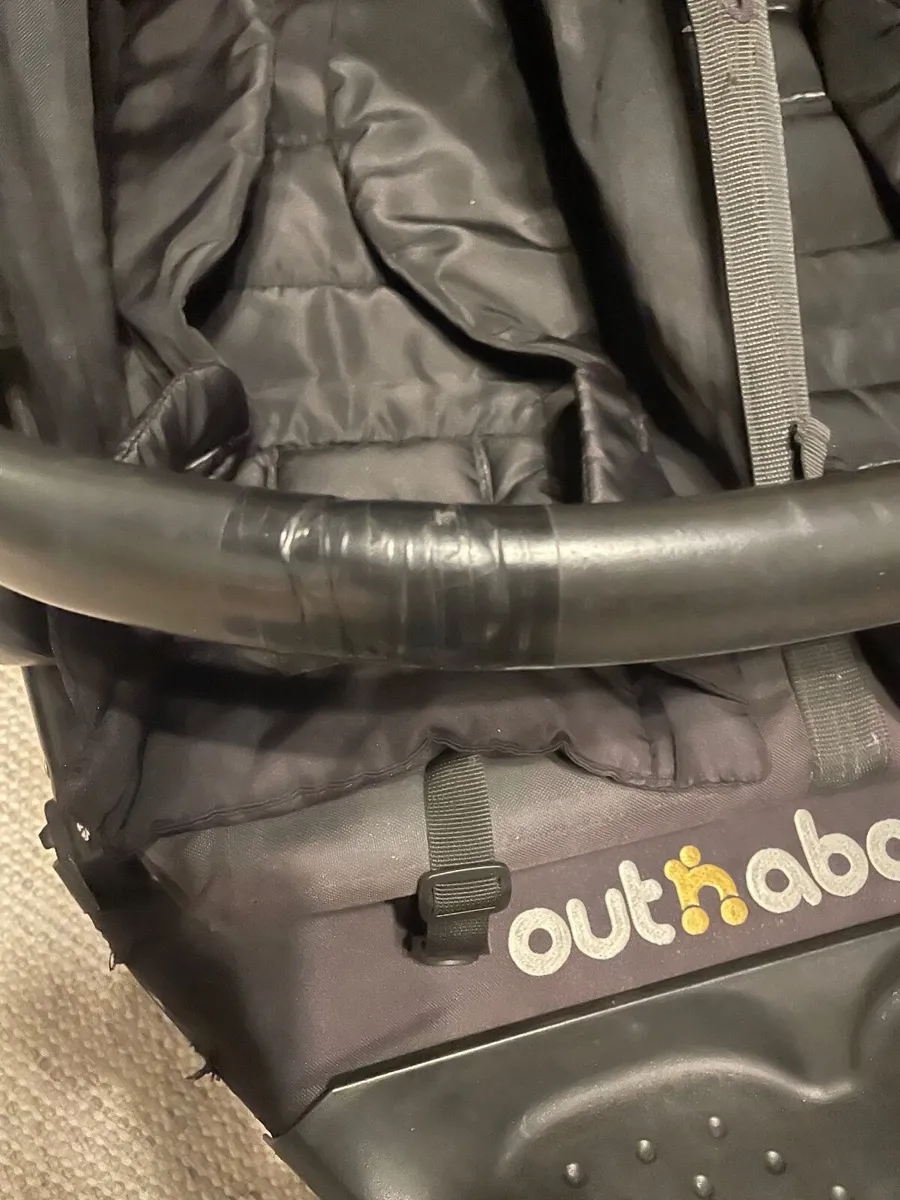 Out N about double buggy - Image 4