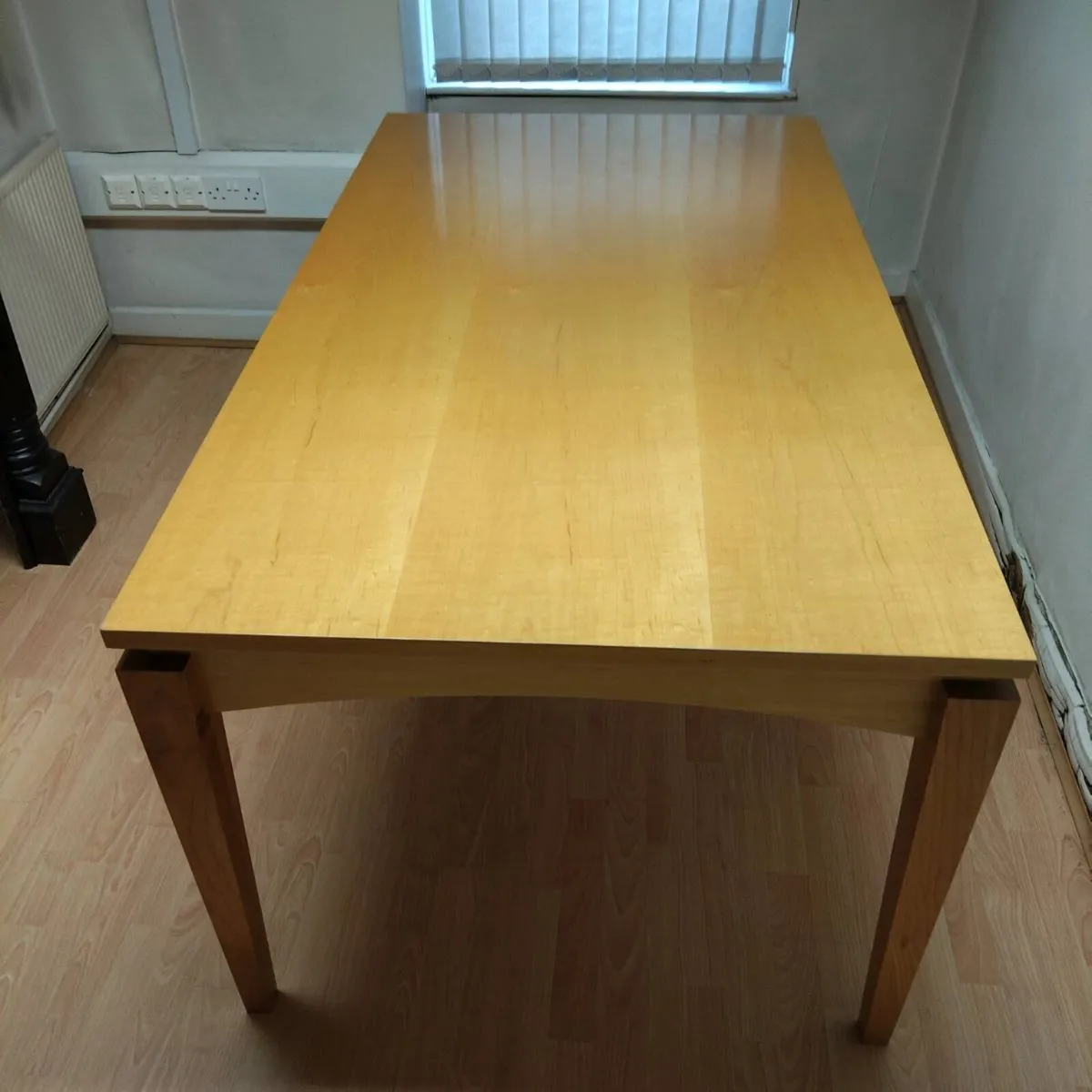 Oak Diningroom Table - Image 3