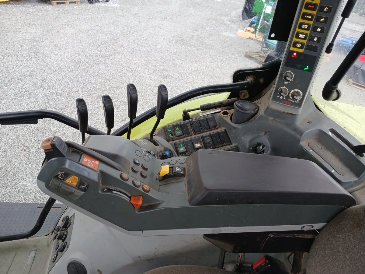 Tractor - Image 2