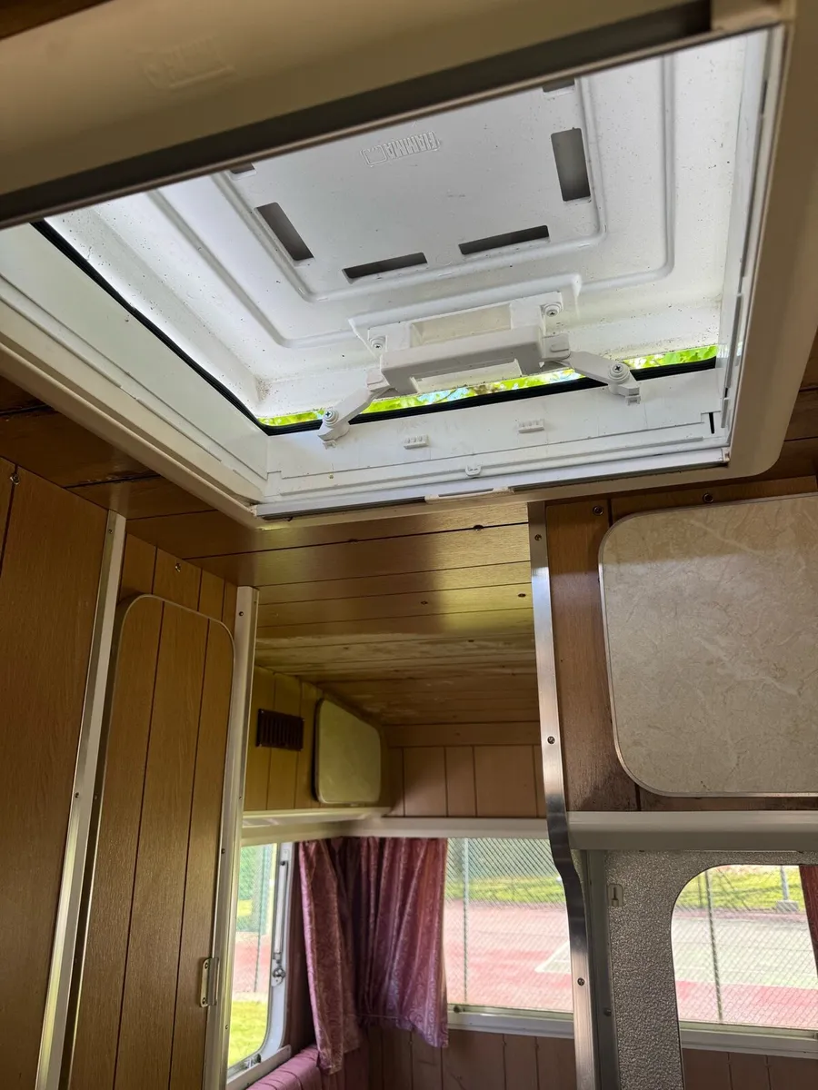 1980 Leyland Sherpa Classic Campervan - Image 4