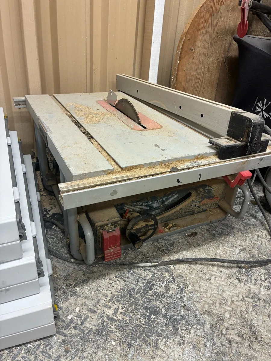 Bosch jobsite table saw - Image 1