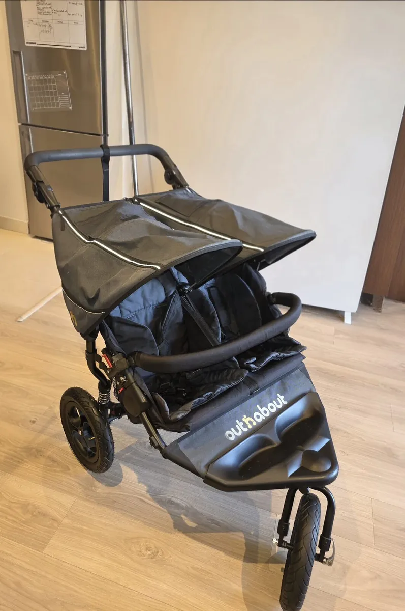 Out N About Double stroller - Image 1