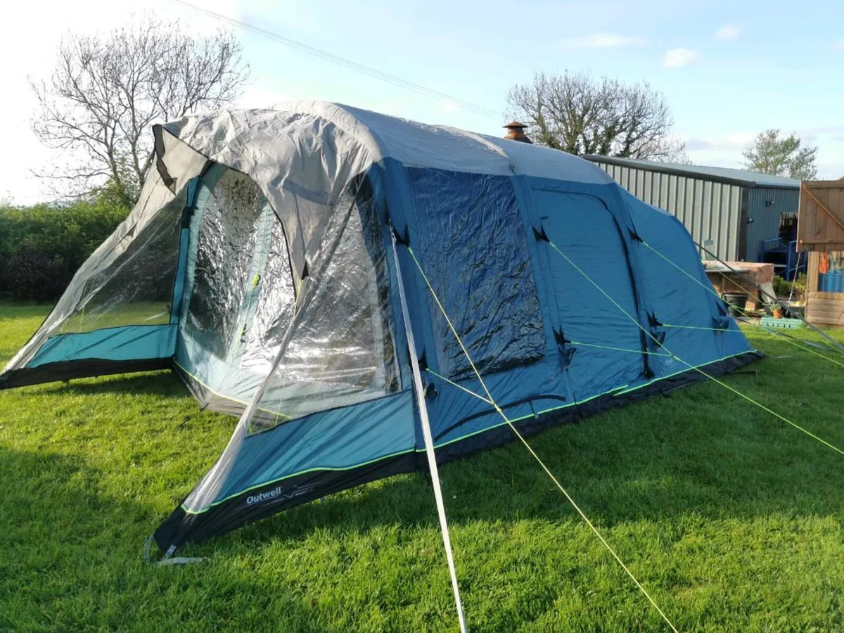 Outwell Avondale Inflatable Tent 5 Person - Image 1