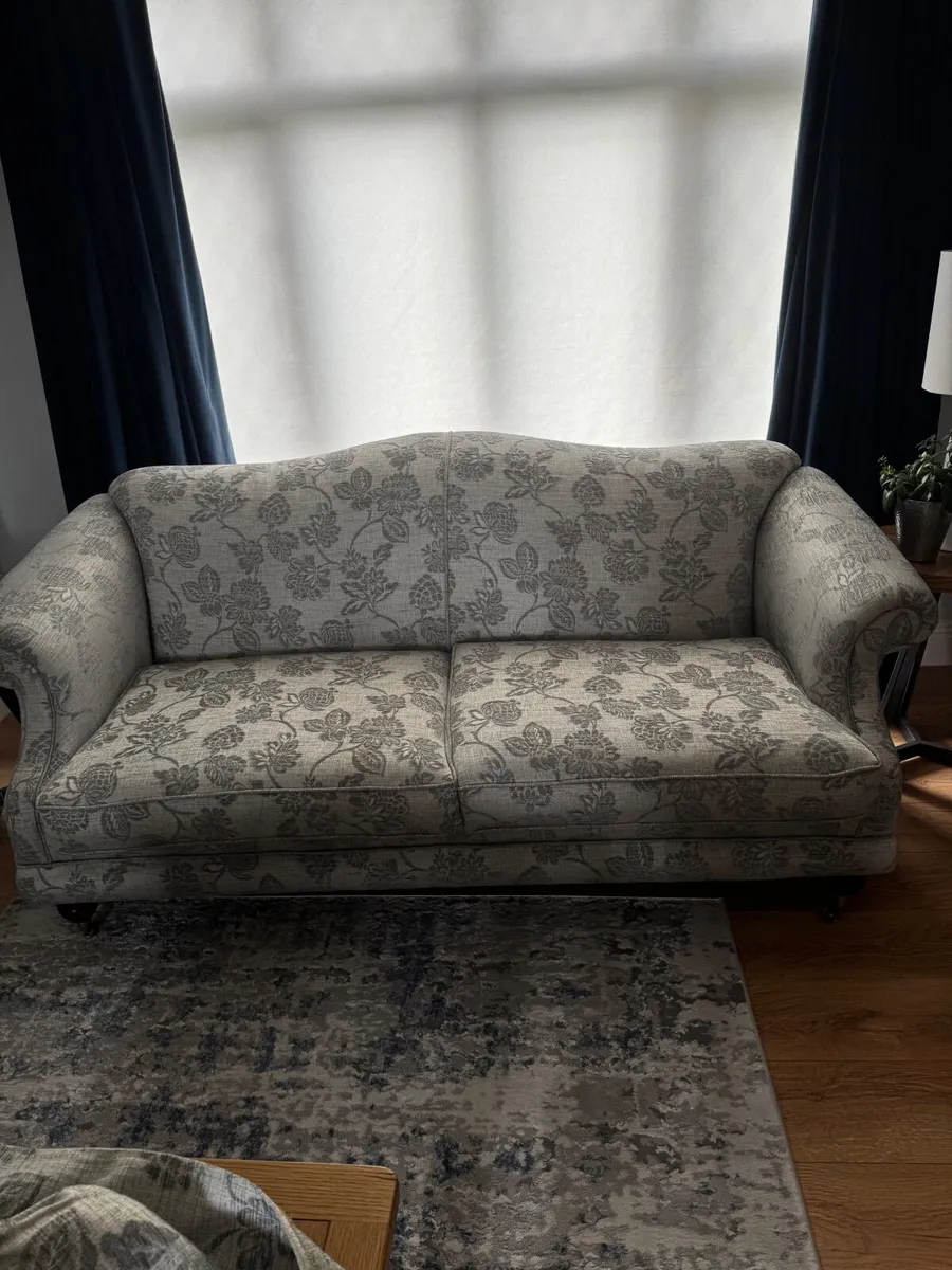 Sofa - Image 3