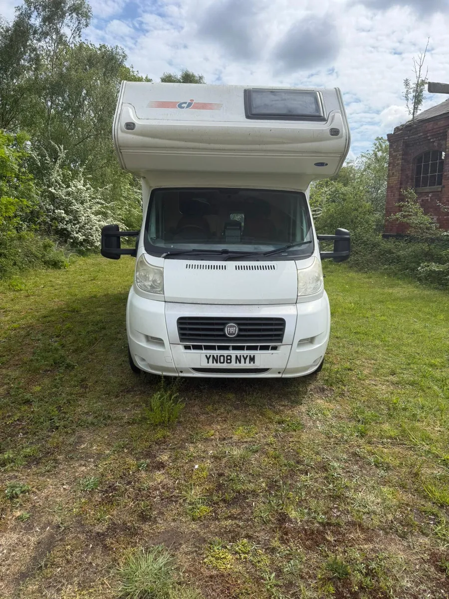 Camper - Image 2