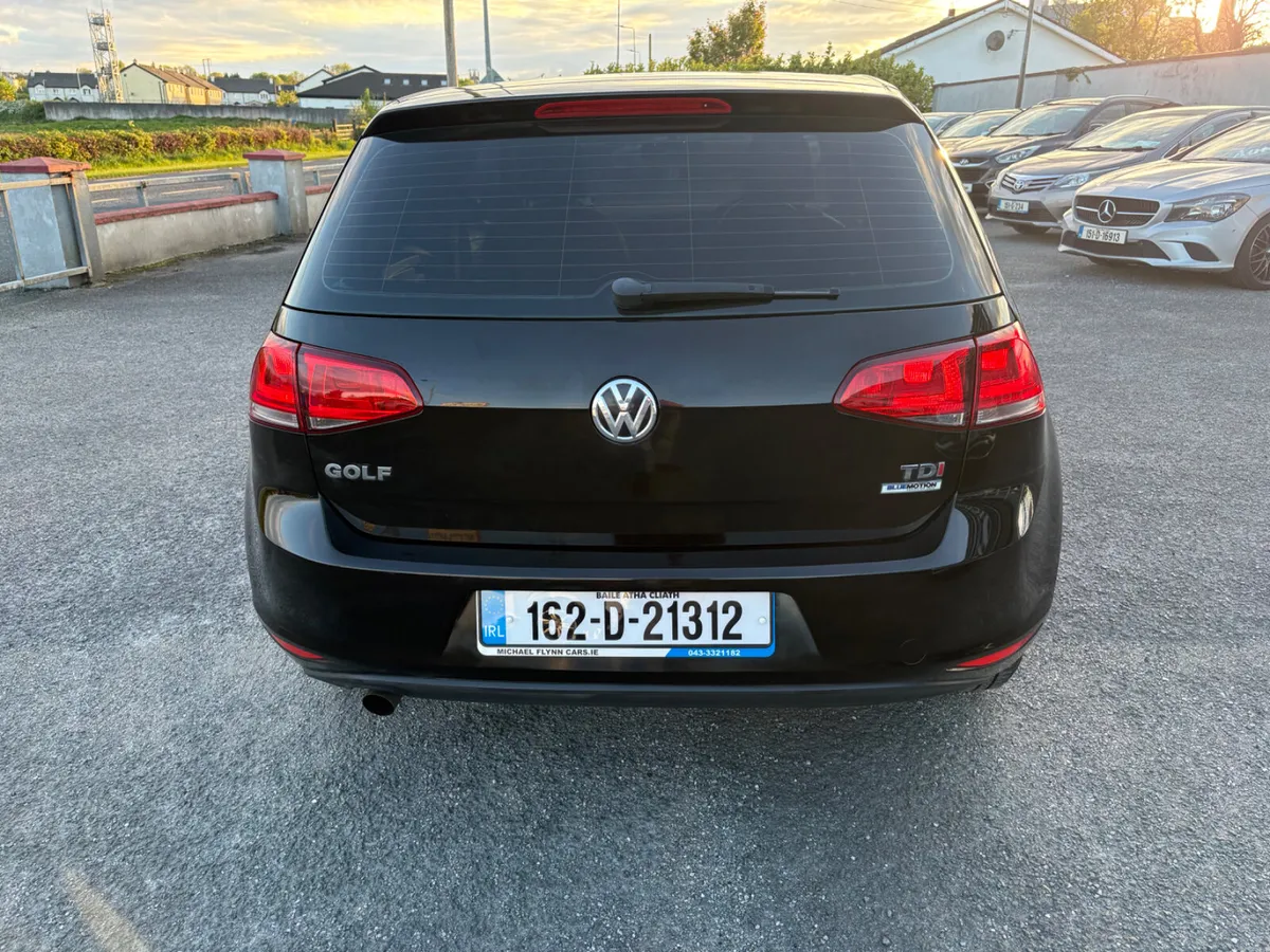 VW Golf 1.6TDi 2 seater plus vat 162 - Image 4