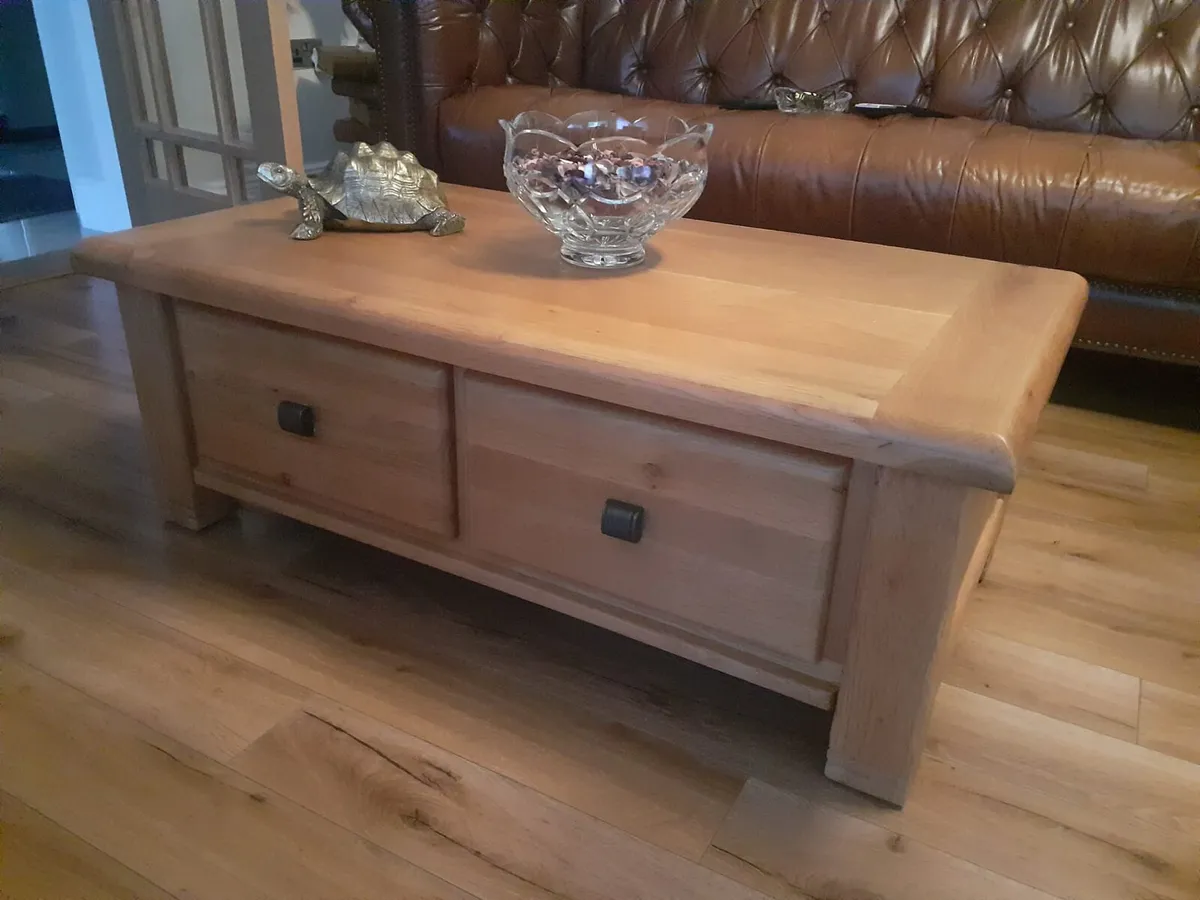 Solid oak coffee table four drawers - Image 4