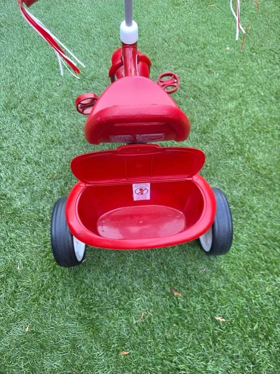 Kids Radio Flyer Trike - Image 3