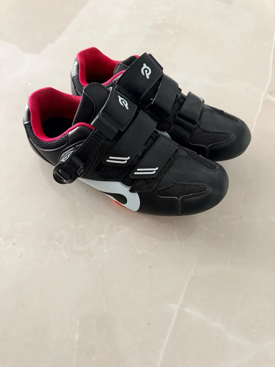 Peloton cycling shoes UK 5 - Image 1
