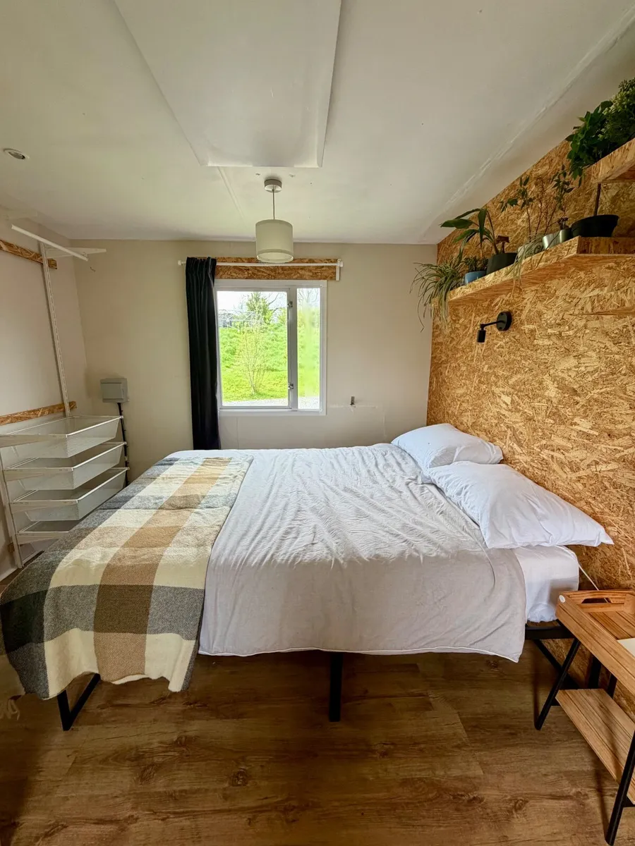 Renovated Mobile Home for Sale - Winter Pack - Image 3