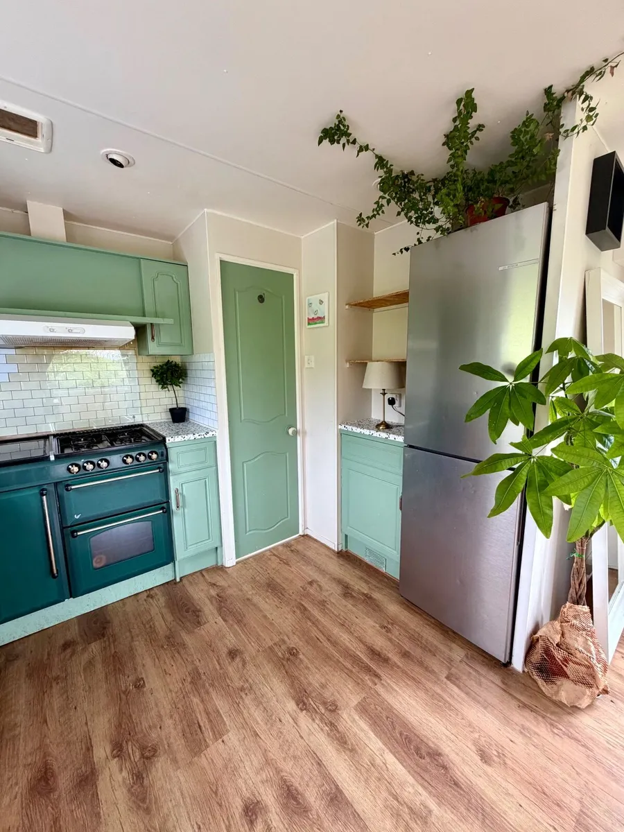 Renovated Mobile Home for Sale - Winter Pack - Image 2