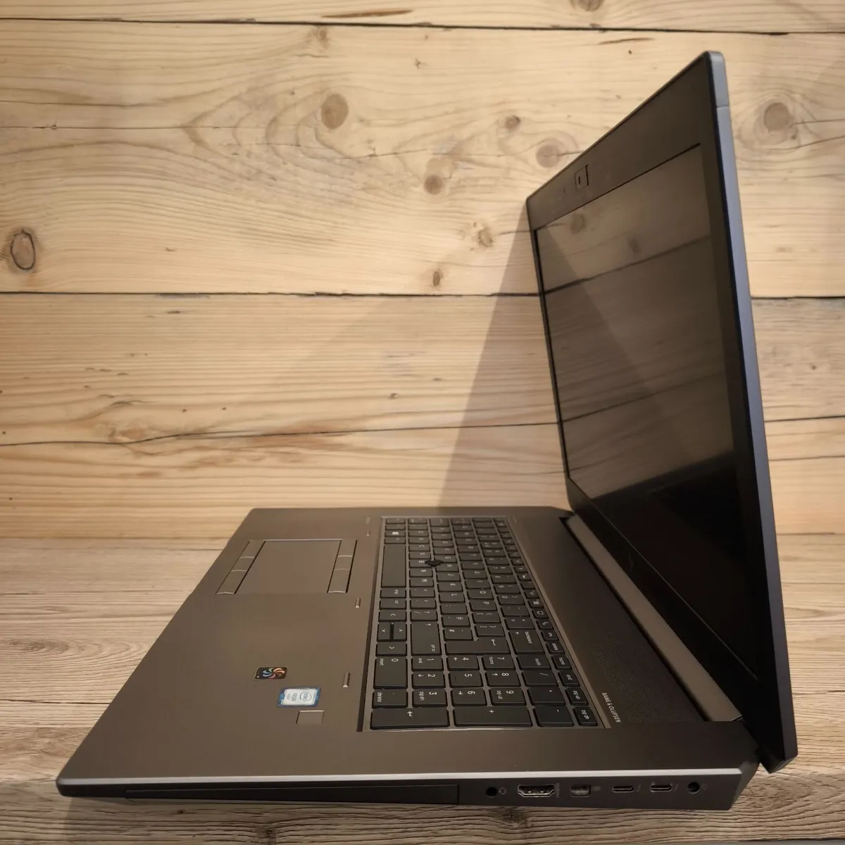 HP ZBook G6/ 17.3" 4K  / Xeon E-2286M/ NVIDIA 6Gb/ - Image 3