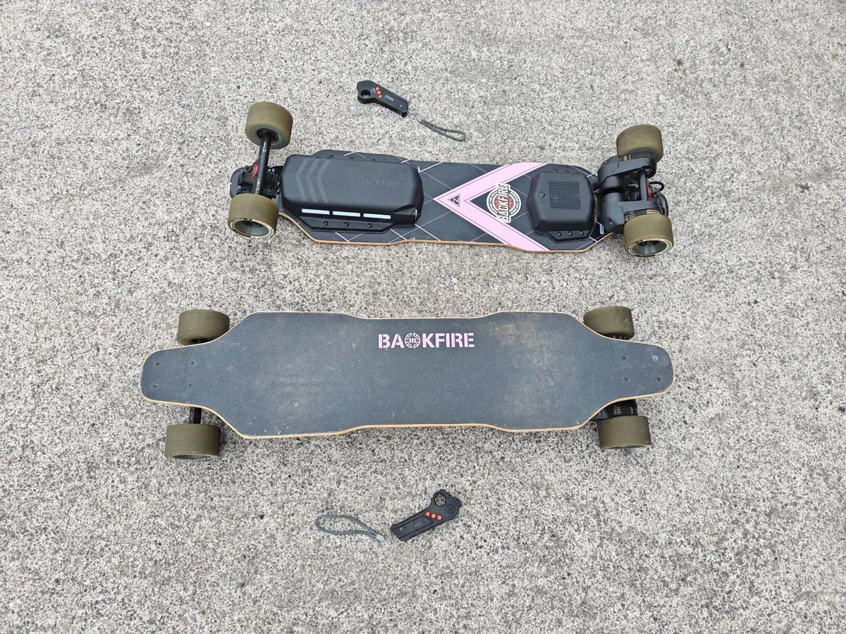 Electric Skateboard - Image 1
