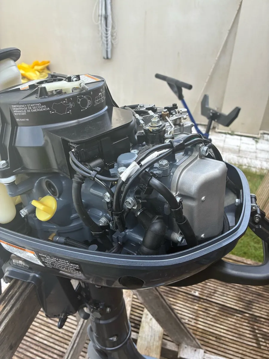 Outboard engine - Image 4