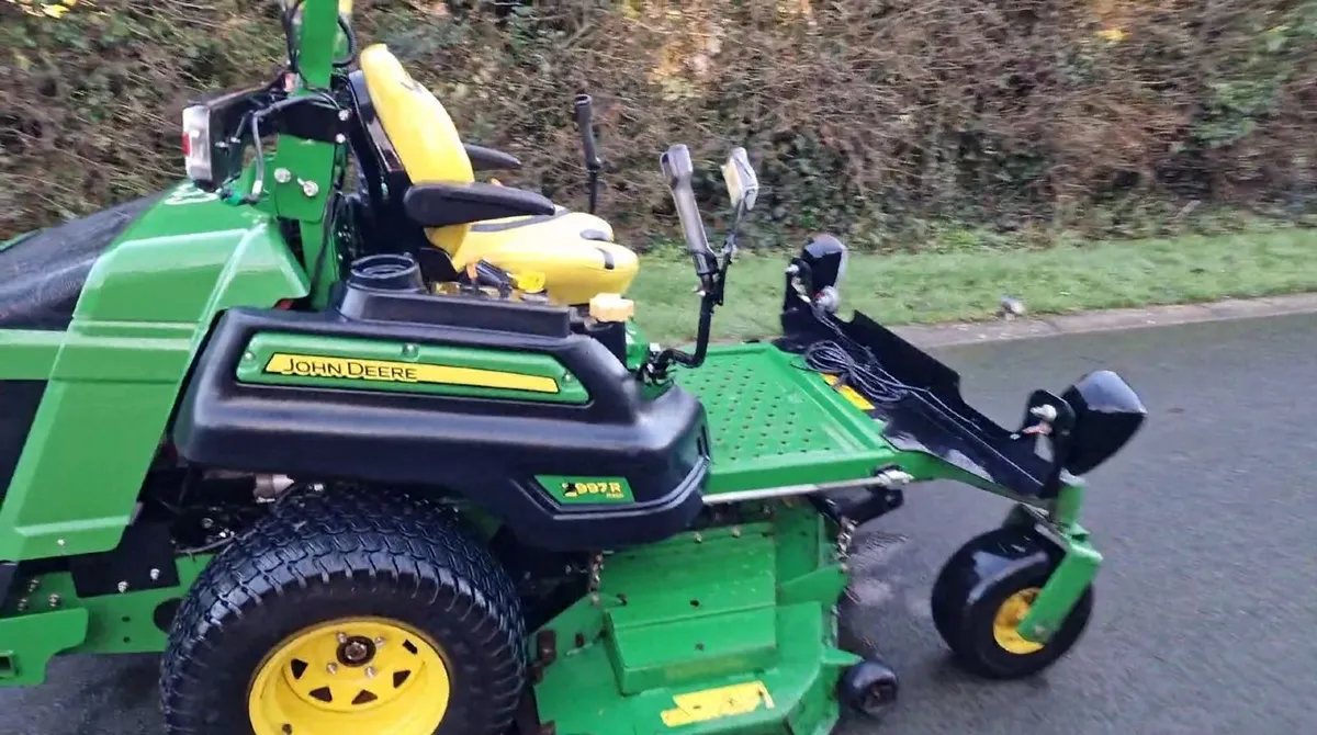 John Deere z997r zero turn ride on mower lawnmower - Image 4