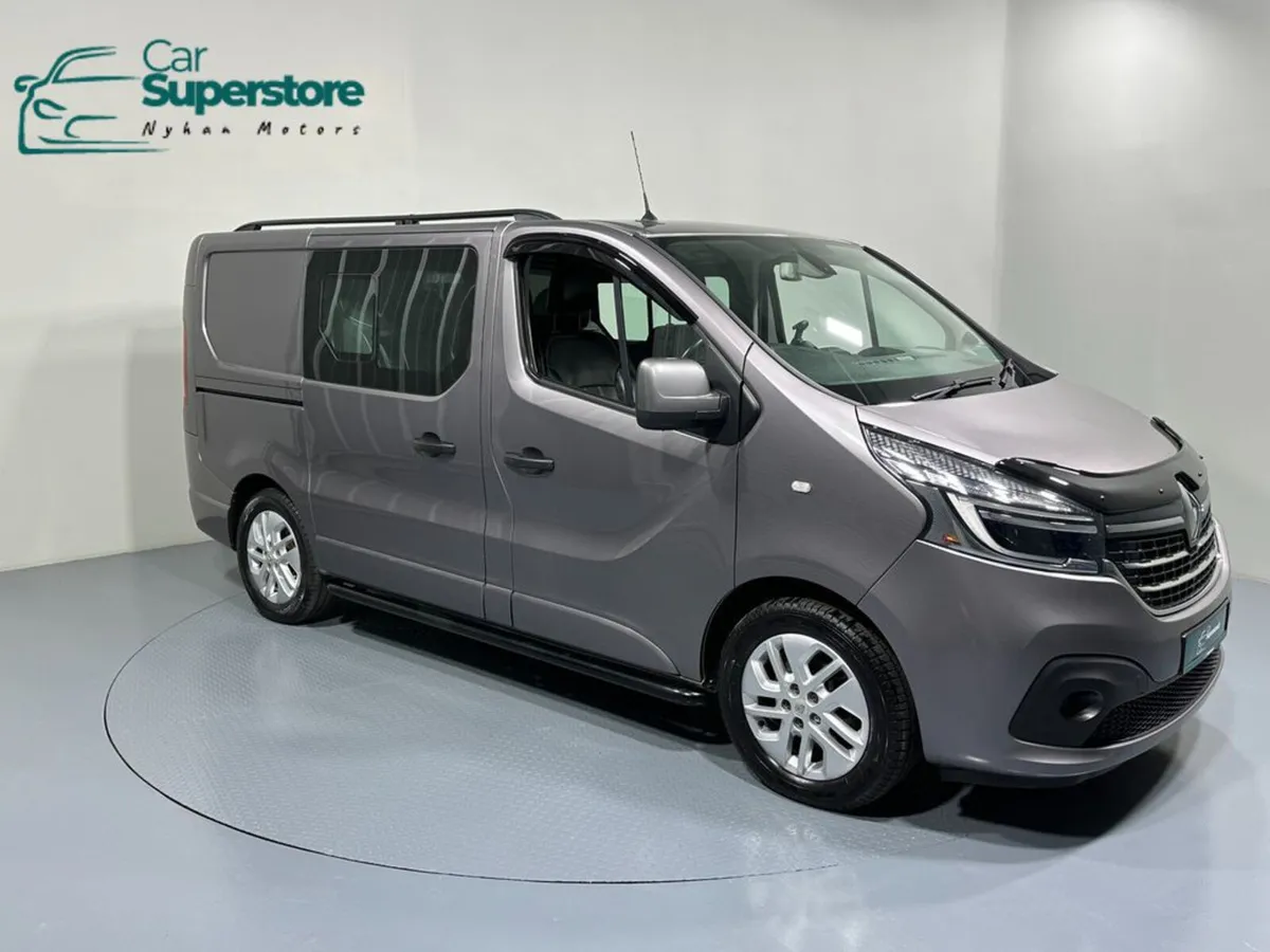 Renault Trafic Sport Crew Cab SWB 170BHP Auto 202 - Image 1