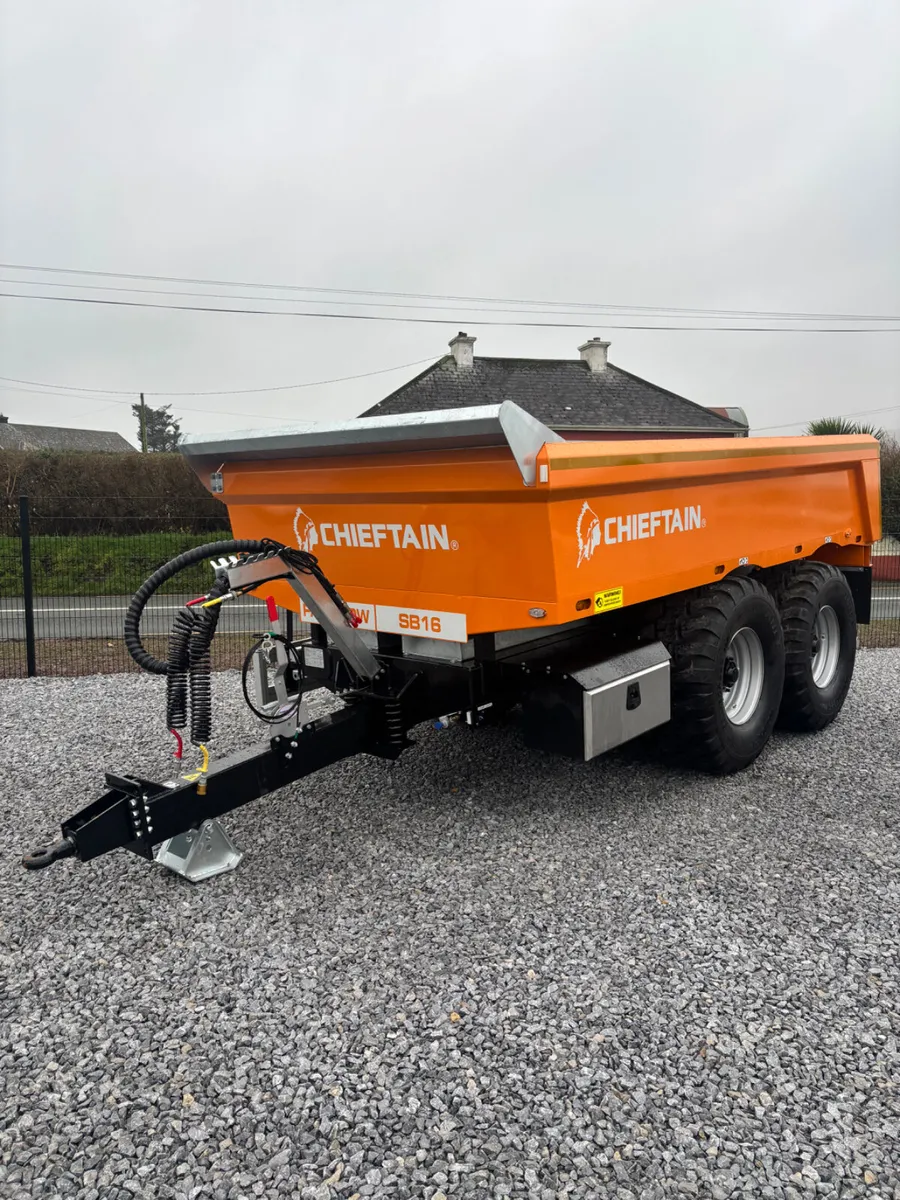 NEW CHIEFTAIN 16 TONNE SQUARE BODY DUMP TRAILER - Image 4