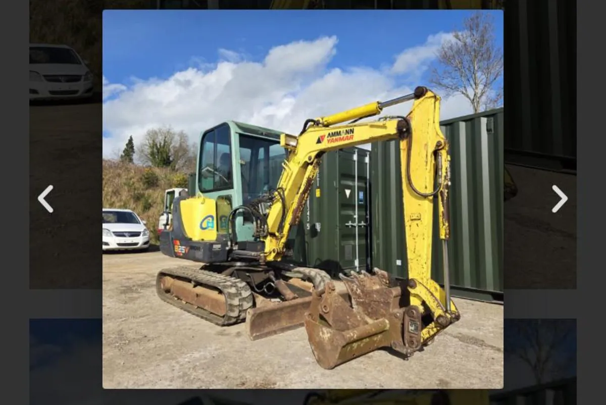 Yanmar b25v 2007 mini digger - Image 3