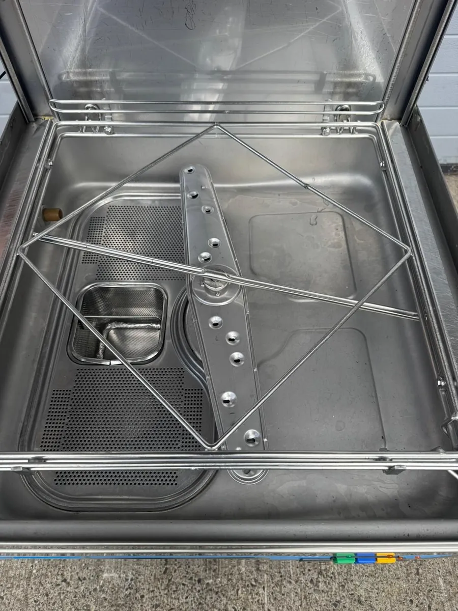 catering equipment - Image 2