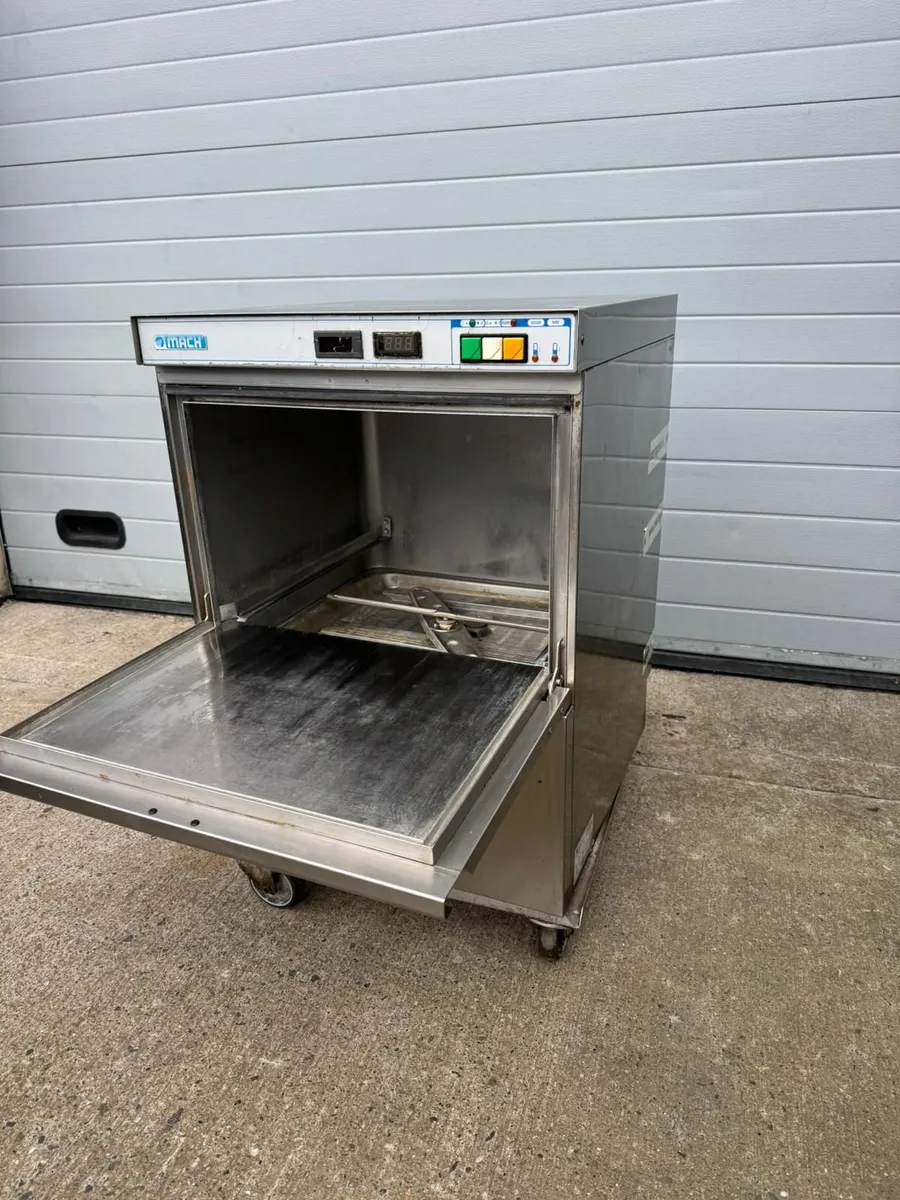 catering equipment - Image 1