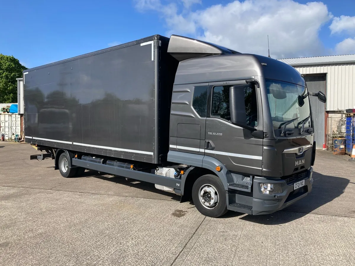 2021 MAN TGL 12-220 high roof sleeper cab - Image 1