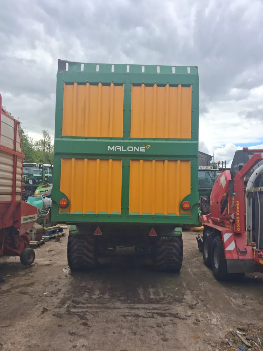 Silage wagon - Image 1