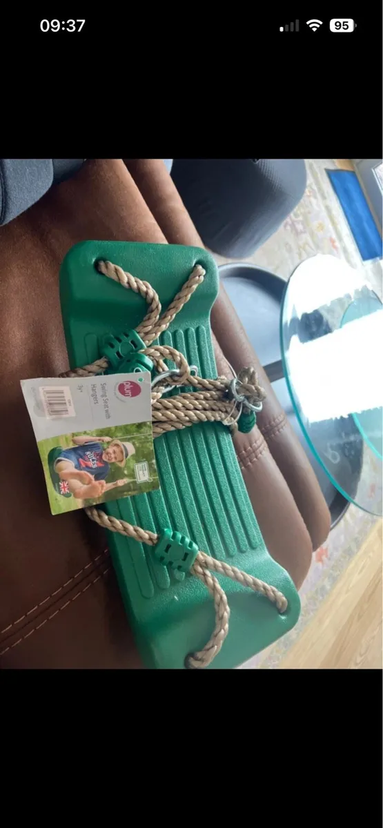 Swing with hangers - Image 1