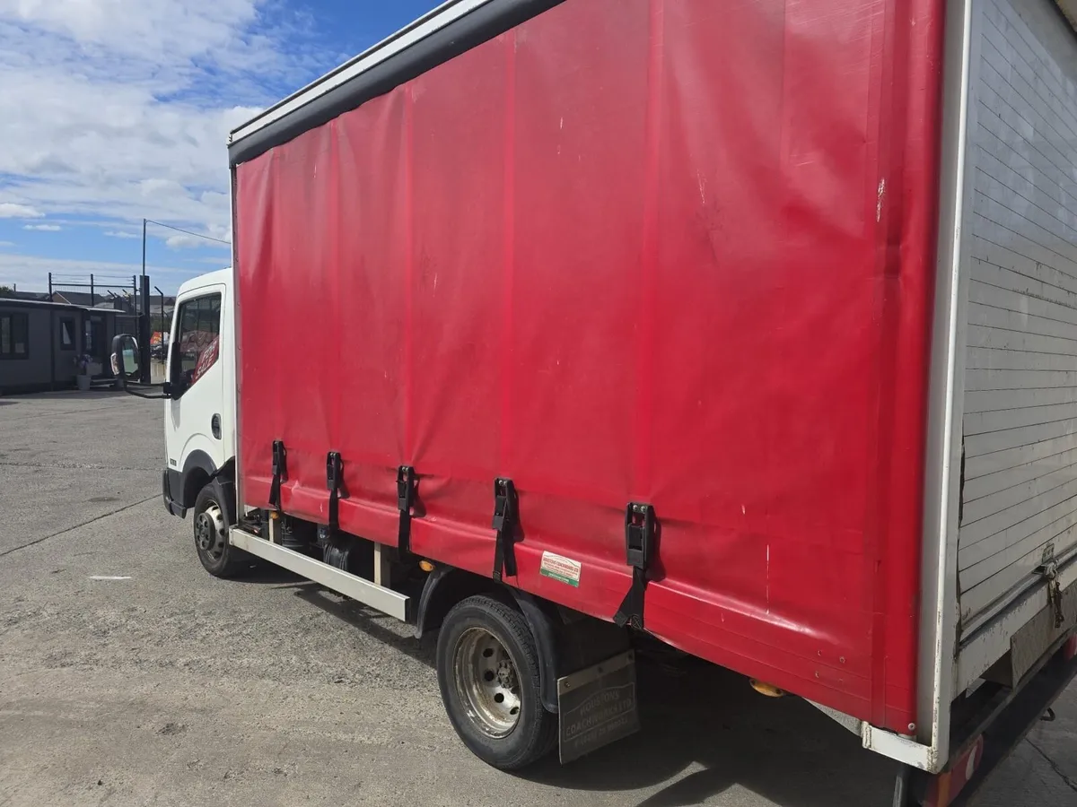 2020 Nissan NT400 curtain sider NI reg - Image 2