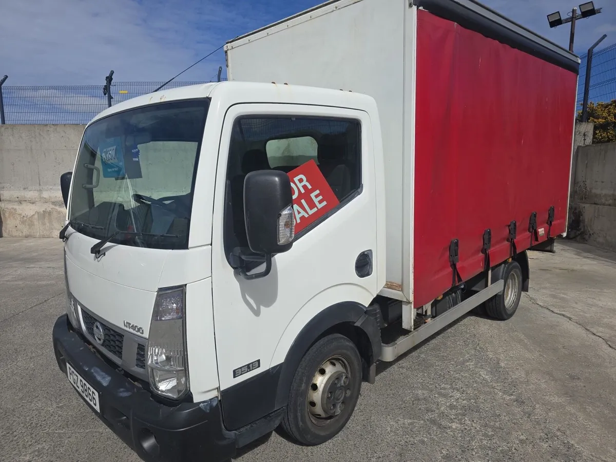 2020 Nissan NT400 curtain sider NI reg - Image 3