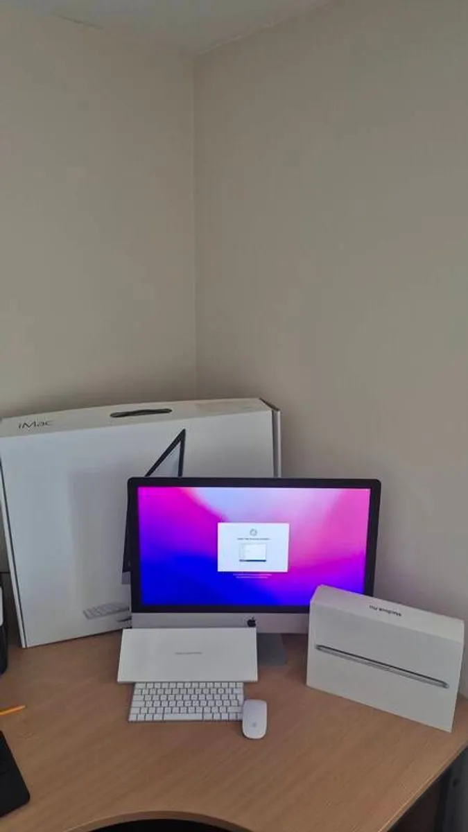 Apple iMac 27 inch 5K and MacBook Pro 13 inch Bundle 650 euro - Image 4