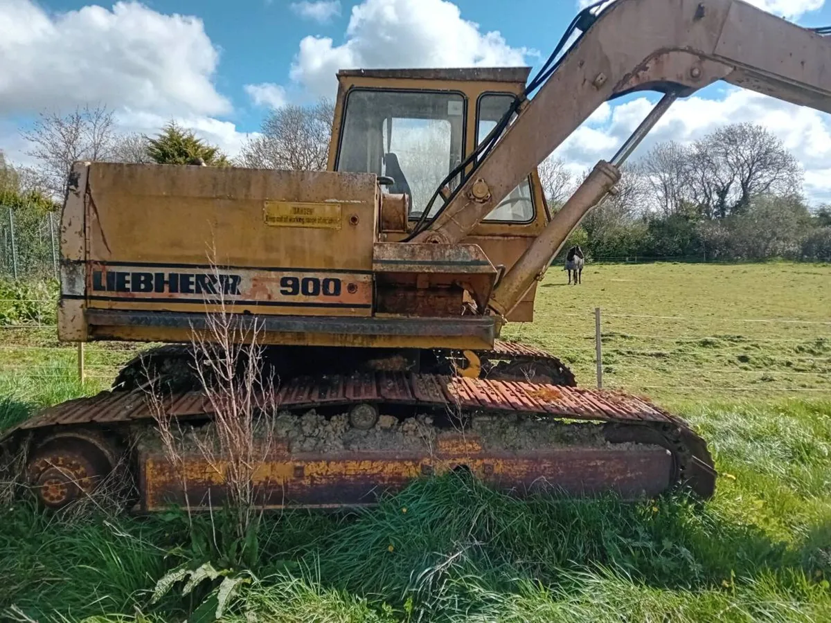 Digger liebherr 900 9t - Image 1