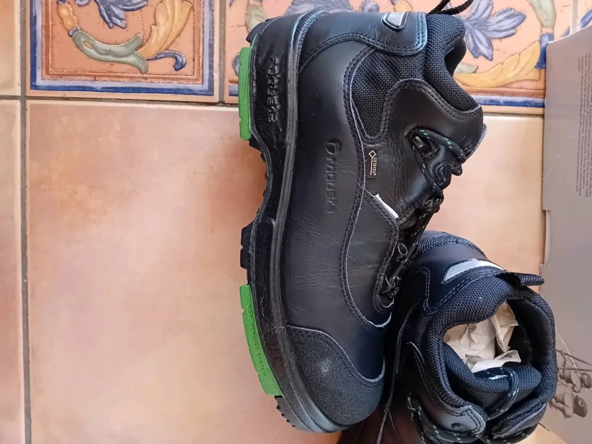 Gore-tex boots - Image 4